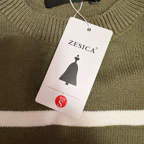 NWT Striped Knit Crewneck Pullover Side Split size Small - Picture 4 of 4